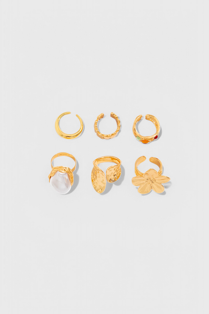 Open Flower-Shaped Liquid Pearl Ring