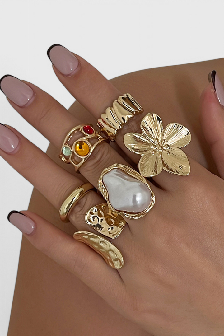 Open Flower-Shaped Liquid Pearl Ring