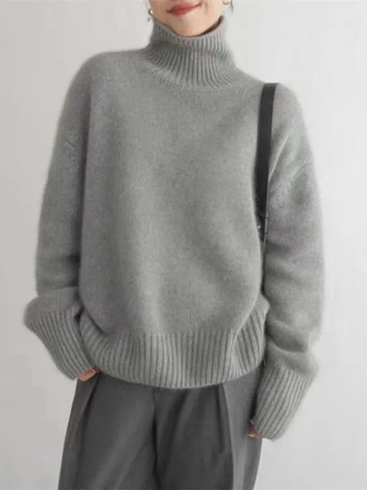 Gabriela | Cashmere Roll Neck