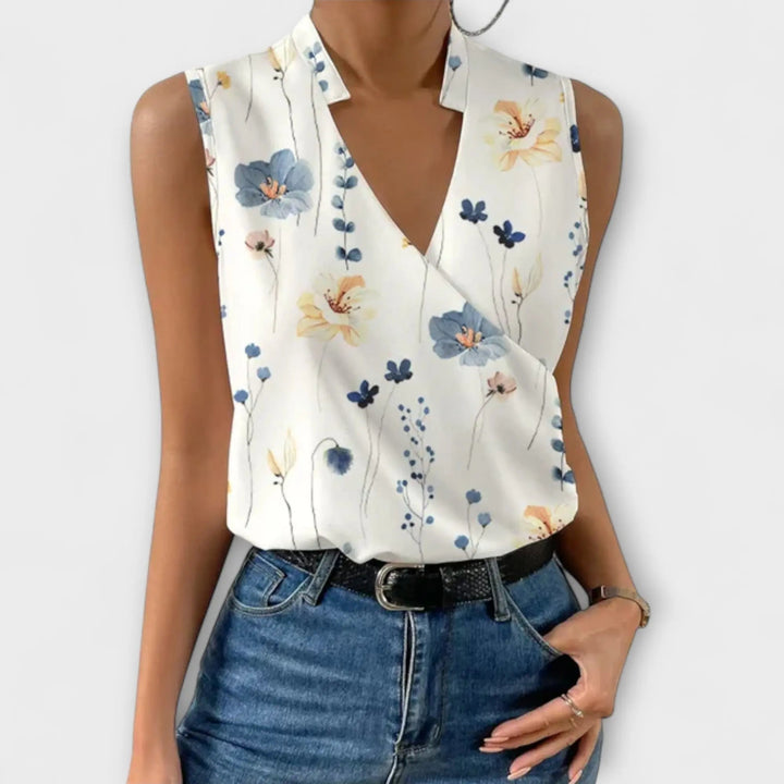 Lucía | Soft Summer Blouse with V-Neck