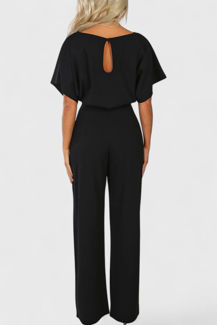 Evie Mono Chic with Fluid Silhouette
