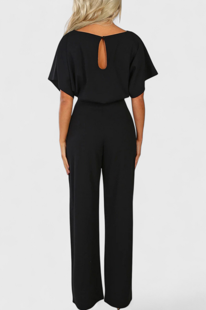 Evie Mono Chic with Fluid Silhouette