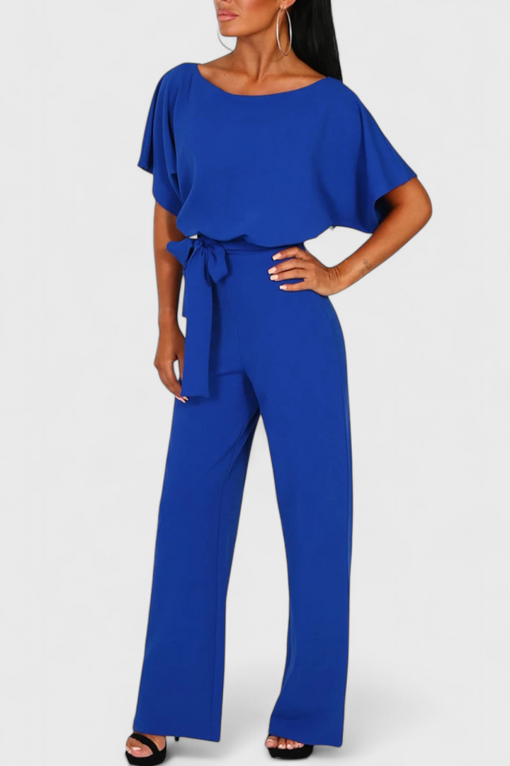 Evie Mono Chic with Fluid Silhouette
