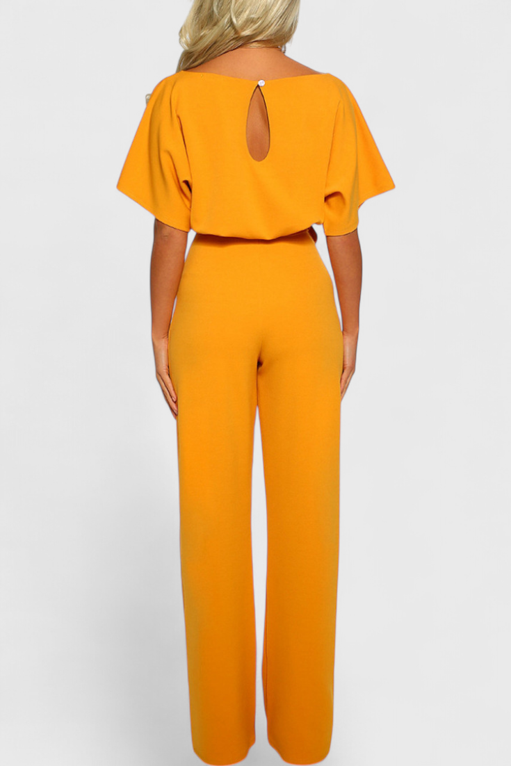 Evie Mono Chic with Fluid Silhouette