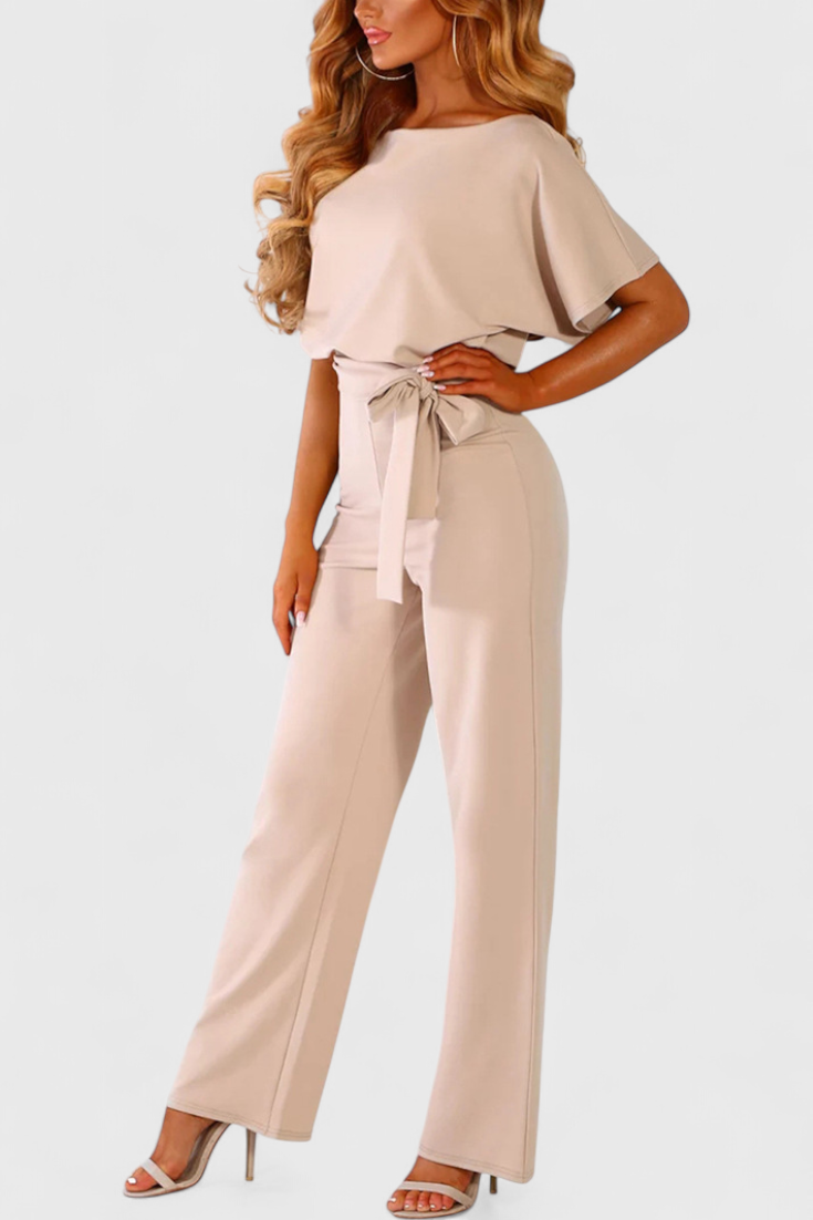 Evie Mono Chic with Fluid Silhouette