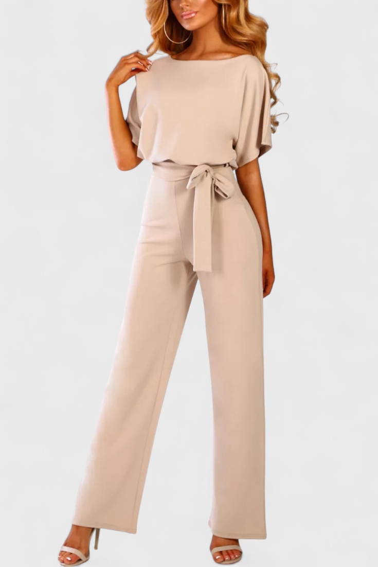 Evie Mono Chic with Fluid Silhouette