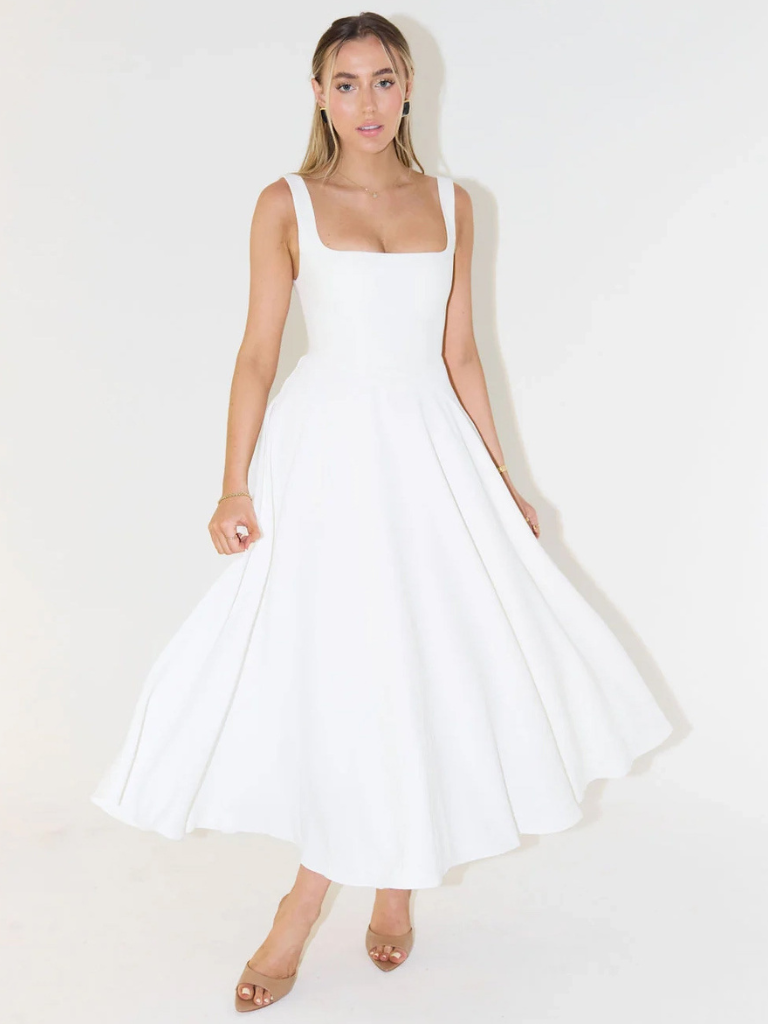 Valeria | Elegance and Style for Every Occasion