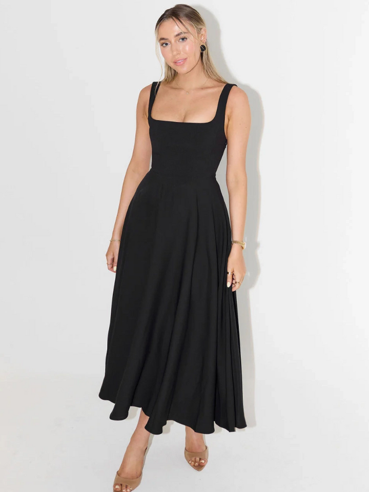 Valeria | Elegance and Style for Every Occasion