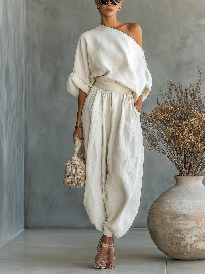 Carmen | Two-Piece Set with Off-Shoulder Design