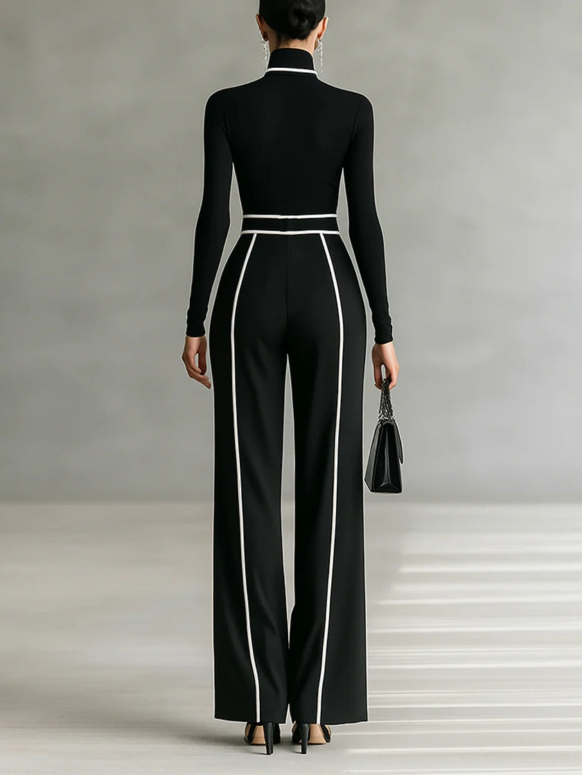 Carmen | Elegant set with contrast detail