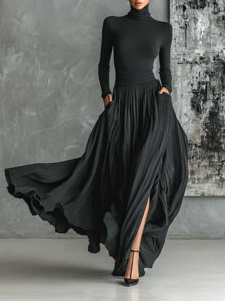 Carmen | Elegant set with pleated skirt