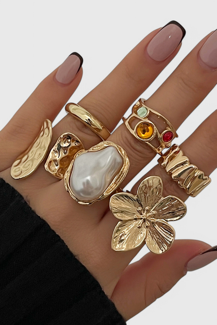 Open Flower-Shaped Liquid Pearl Ring