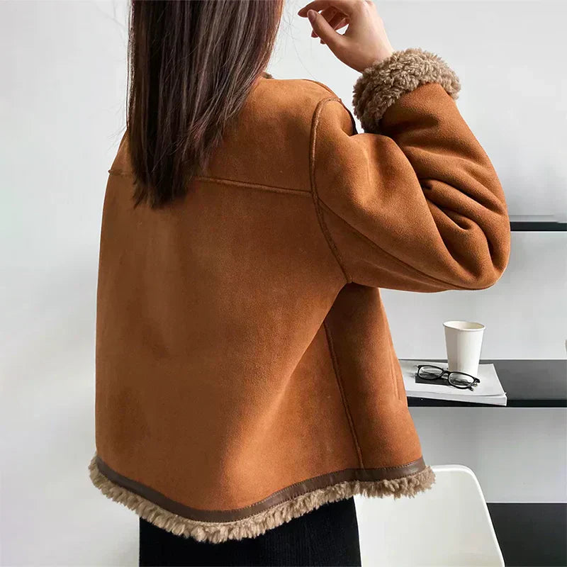Rosália - Fur Coat with Buttons