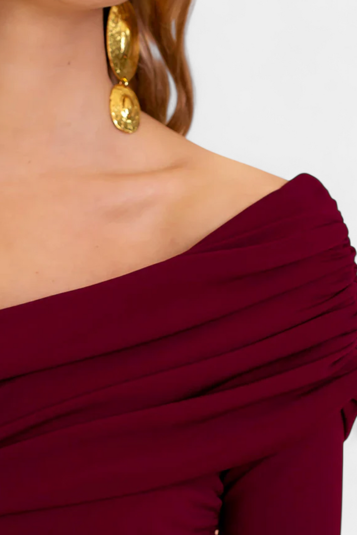 Noalla Elegant One-Shoulder Jumpsuit