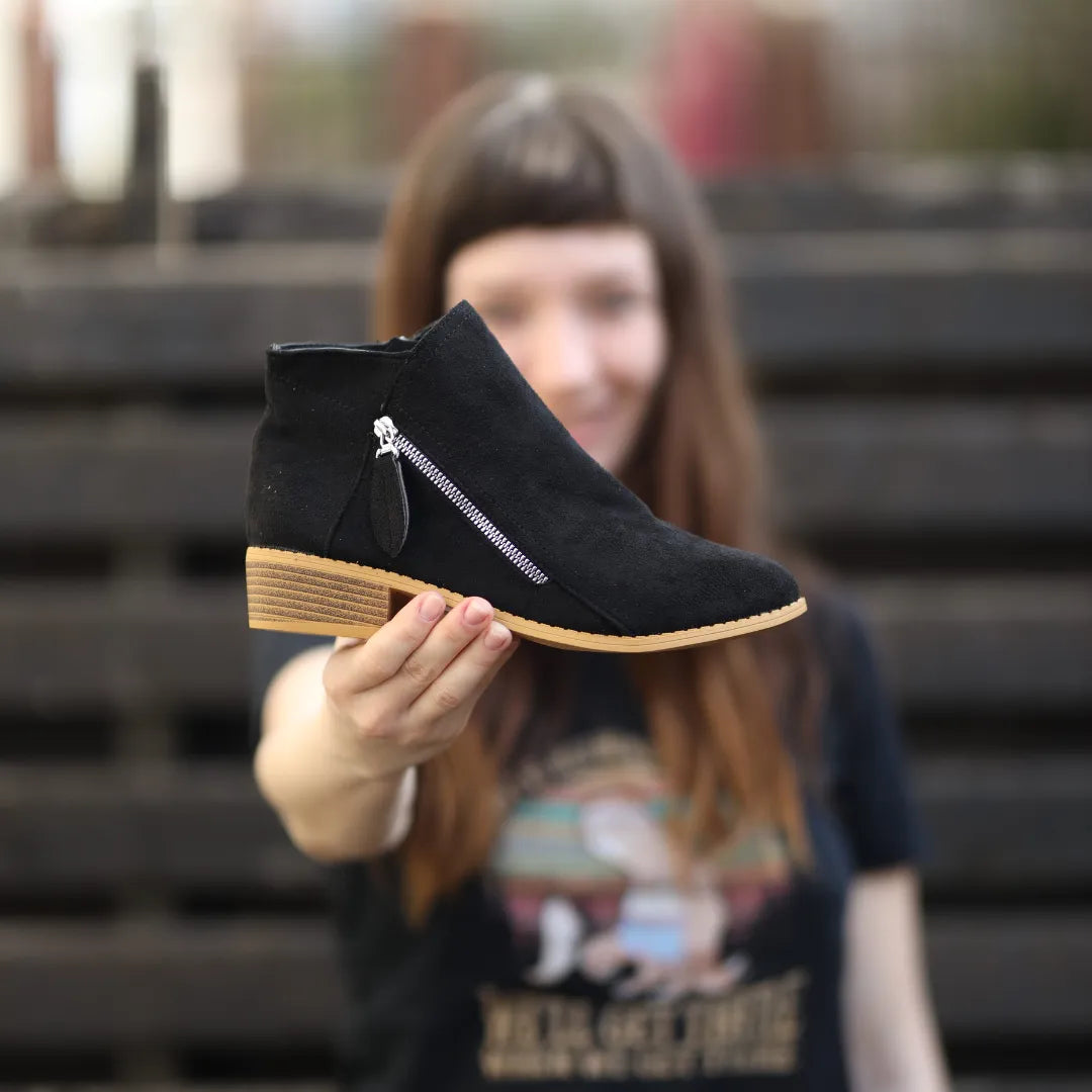 OrthoStep – Ergonomic Boots for Pain Relief with Ergonomic Support